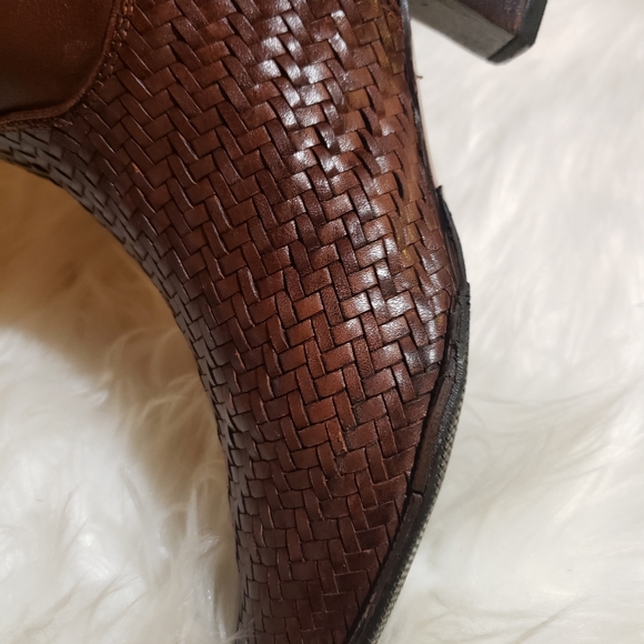 Catleia Boots 9.5 Chestnut Color - Picture 7 of 16